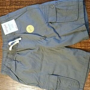 Gray cargo shorts NWT Size 8/10